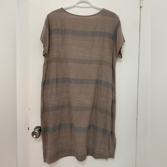 Cotton Shift Dress with Pockets - Picture 2 of 3